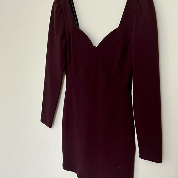 Aritzia (Talula) mini dress; long sleeve, merlot colour. Perfect condition - Picture 2 of 6